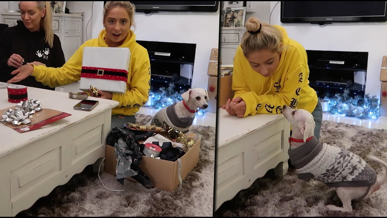 WRAPPING CHRISTMAS PRESENTS WITH MY MUM FOR MY FAMILY!! Shhhh
