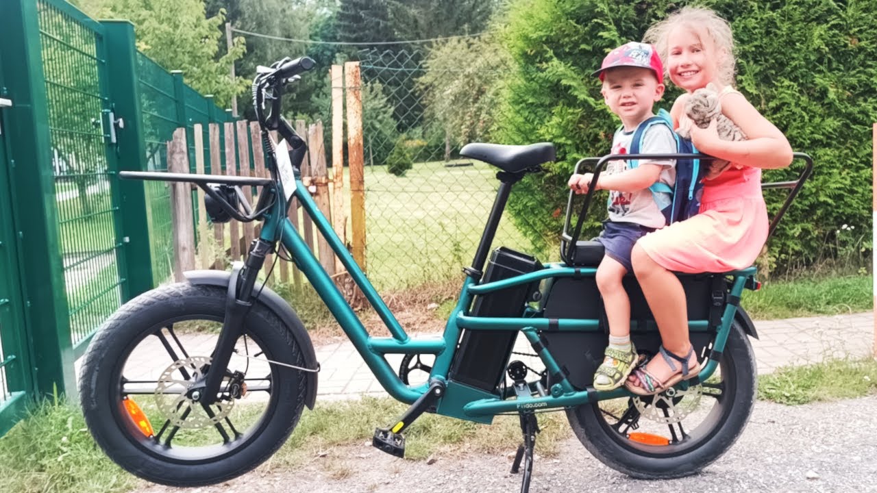 Mit dem Fiido T2 Longtail E-Lastenfahrrad  Kinder transportieren