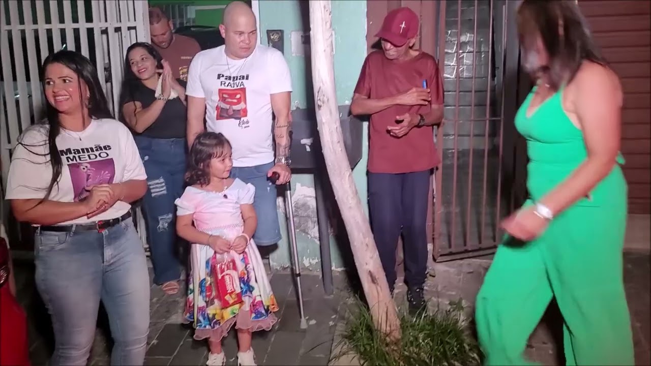 Eloá se emociona com uma loucura de amor ❤️