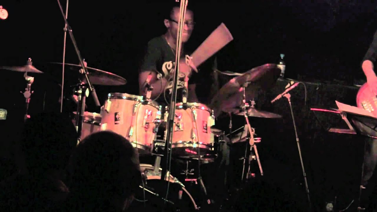 Roger Biwandu drum solo