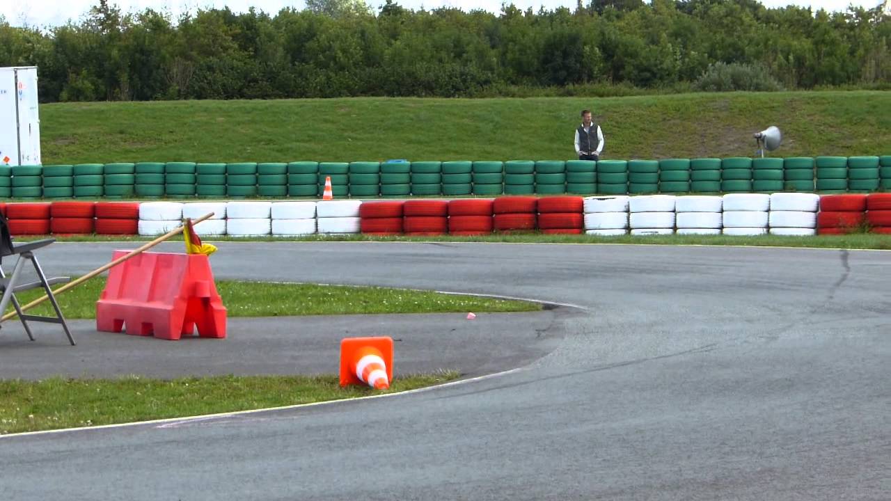 Racecamp - 8 aug 2013 - bocht voor bocht - 9 uit