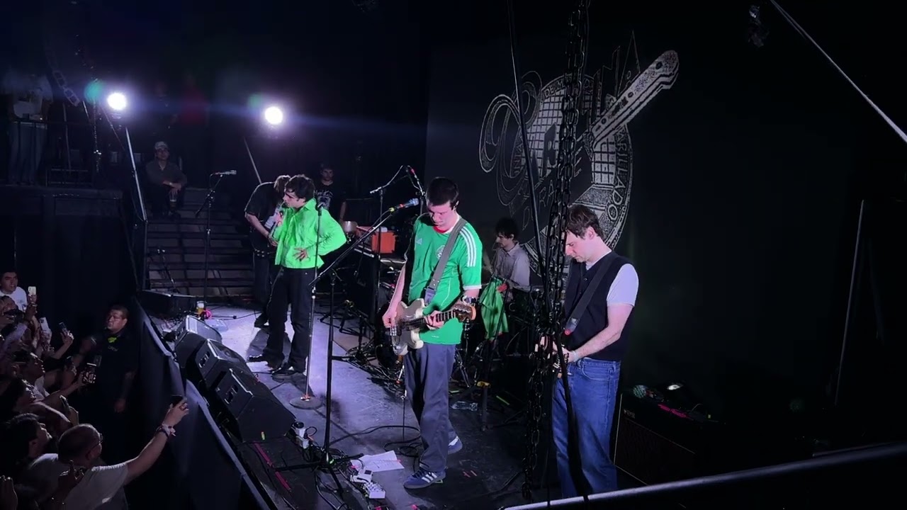 Carolina Durante - Hamburguesas (En vivo Foro Indie Rocks | CDMX)