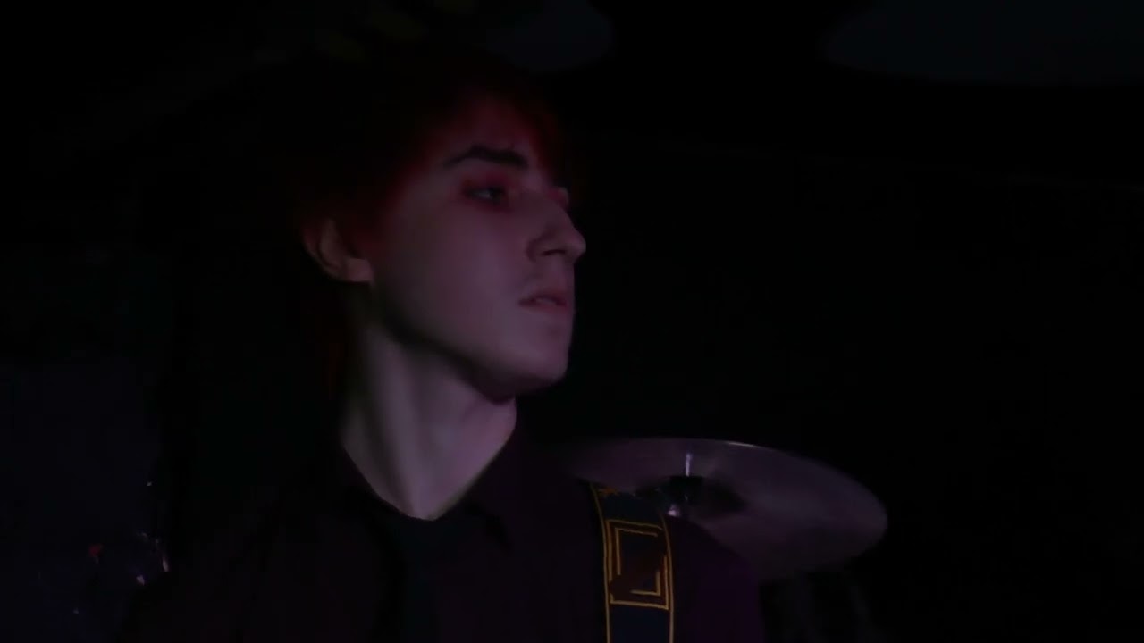 YouVee - 'Sunshine State' (live) - Sydney & Matilda, Sheffield 02/04/22