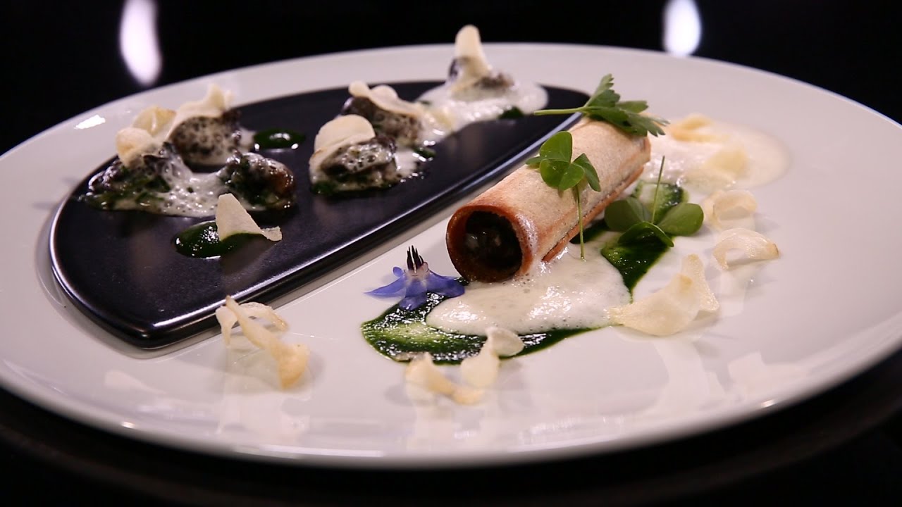 Fricassée d’escargots, crème d’ail et chips par Franco Bowanee (#DPDC)