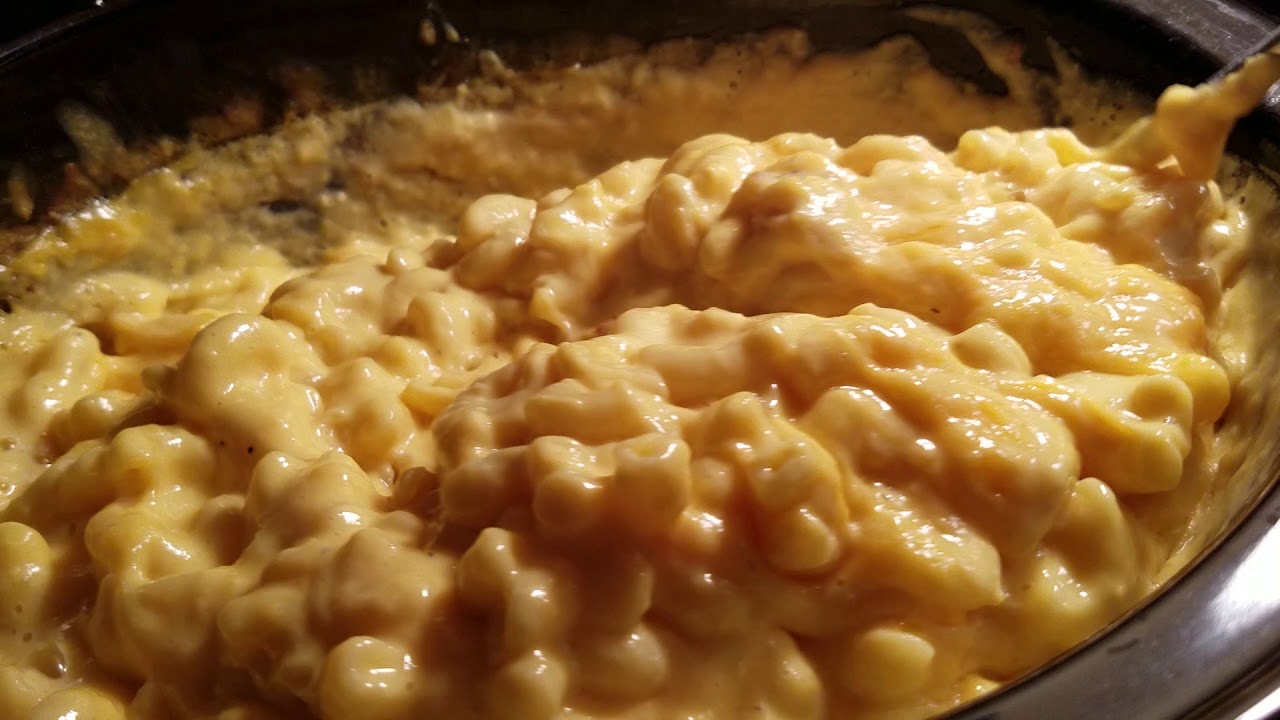 My Creamy Crockpot Macaroni and Cheese 😋😋