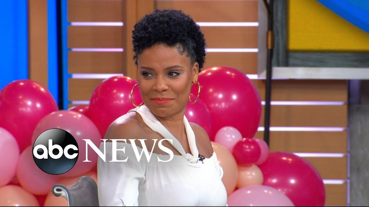 Sanaa Lathan and the hosts face off in an acronym contest!
