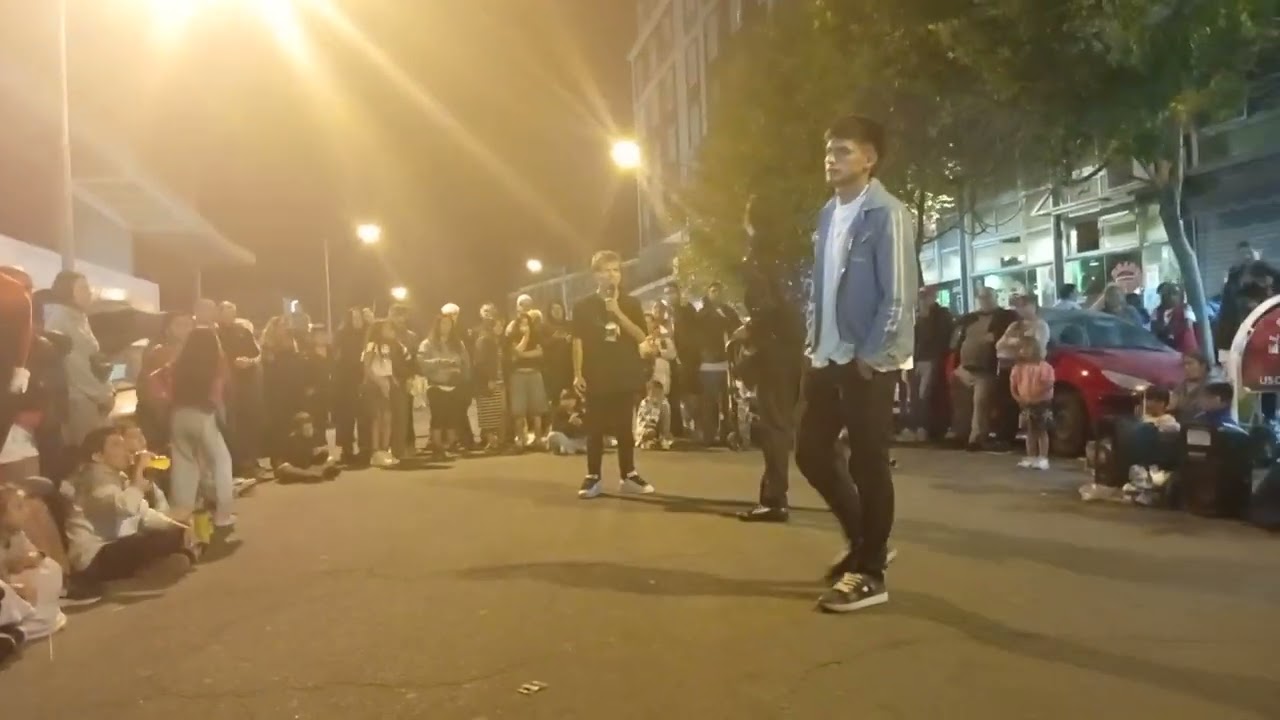 MICHAEL JACKSON EN MAR DEL PLATA, BAILE Y QUILOMBO CONTRA MICHAEL JACKSON. LO CORRE LA GENTE