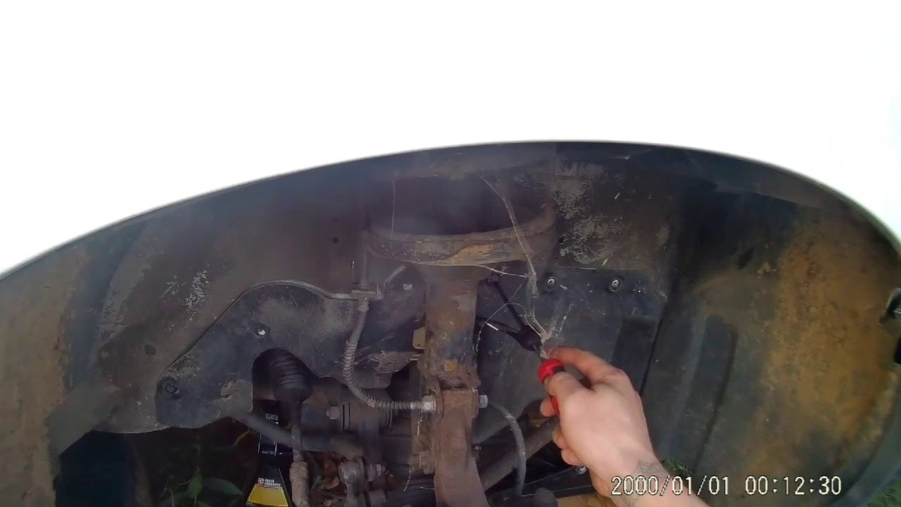 2005 Kia Sedona crank shaft sensor replacement! part 1