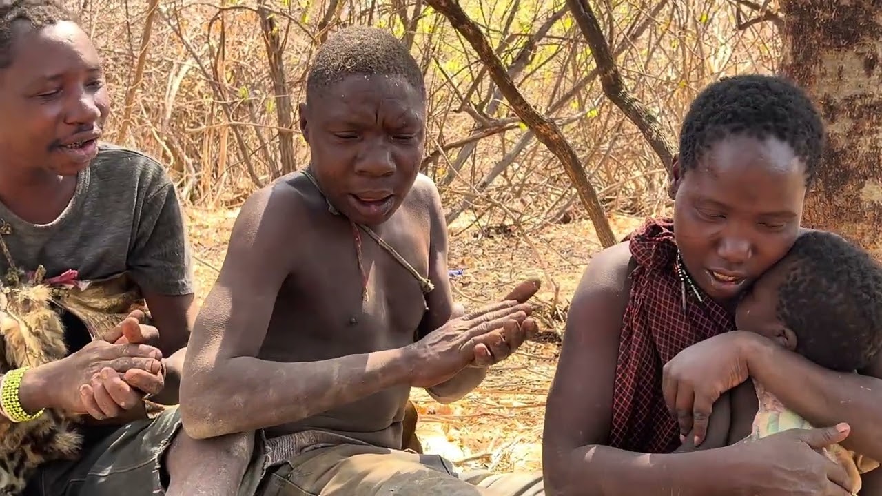 Chaaba and His Family Singing a Sweet Song for Their Daughter ❤️ Family Love in the Wild 