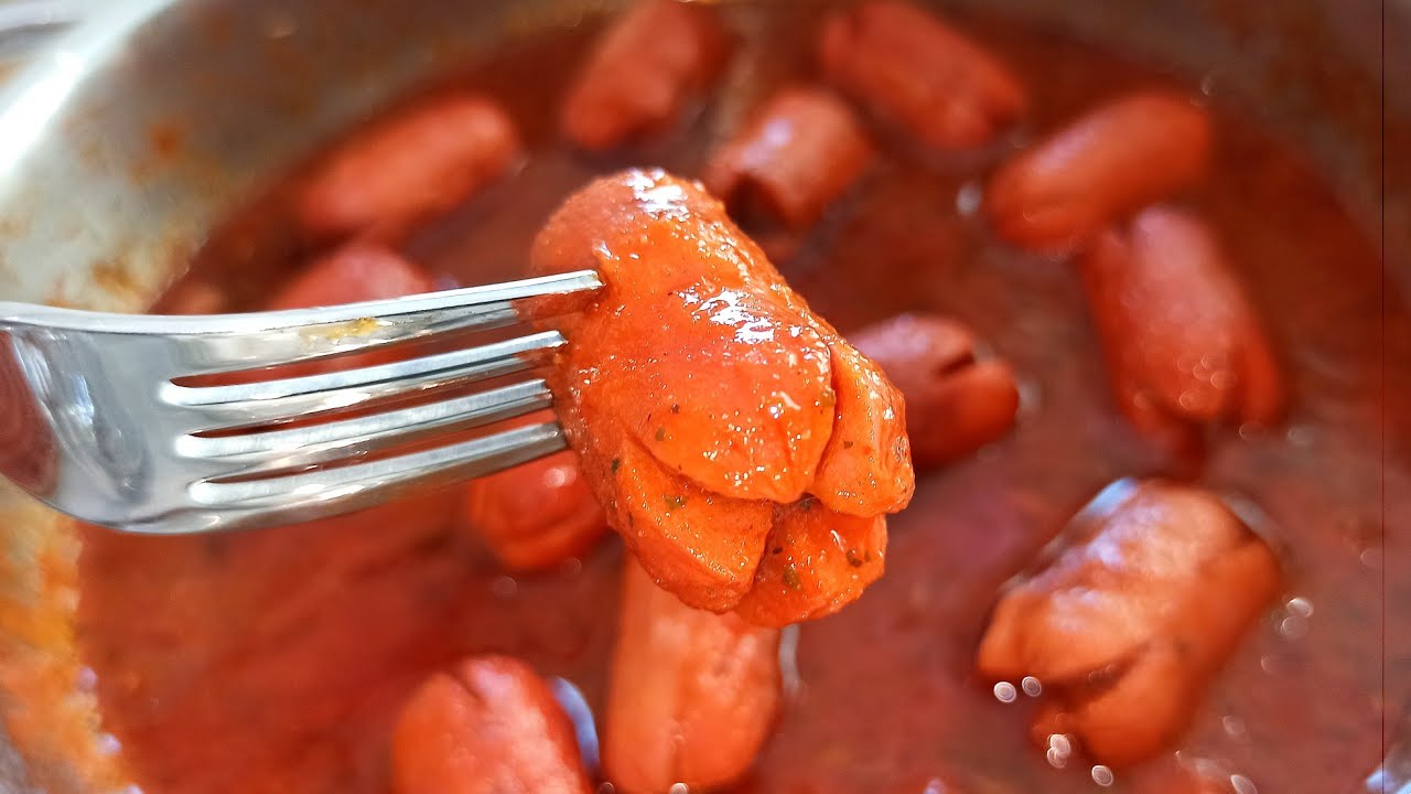 Kahvaltılık Salçalı Sosis Tarifi / Salçalı Sosis Nasıl Yapılır ? Soslu Sosis