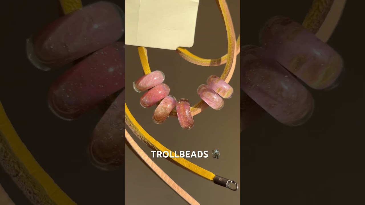 TROLLBEADS 🧌Новые бусины из Муранского стекла с мерцанием. &laquo;Розовая пустыня&raquo;, &laquo;Роза пустыни&raquo;.