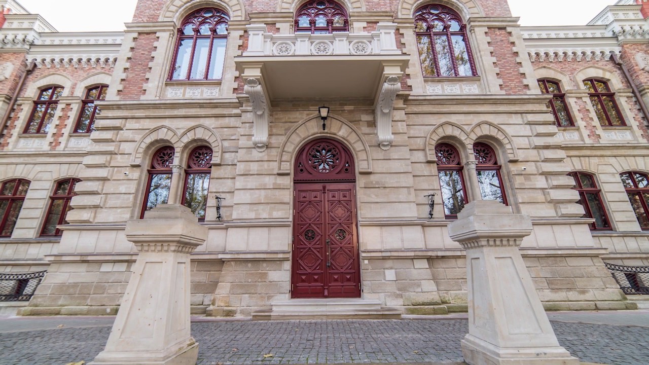 Muzeul Naţional de Artă al Moldovei, înainte şi după restaurare