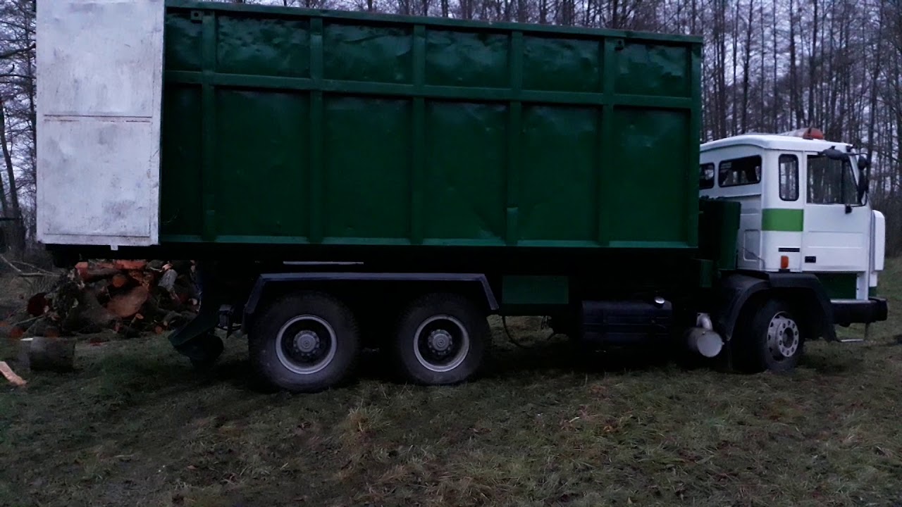 Jelcz ,Waryński K611 i drewno