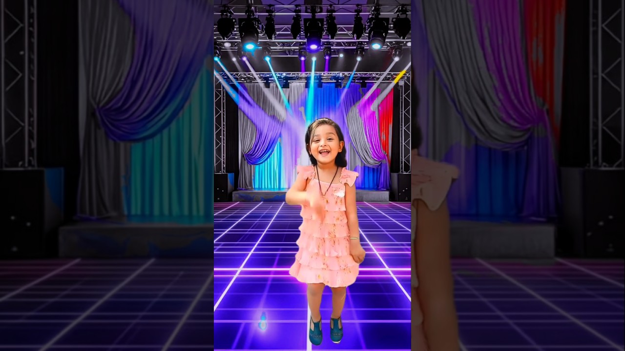 This Cute Girl&rsquo;s Dance Is Breaking the Internet 😍# vairal # dence # video