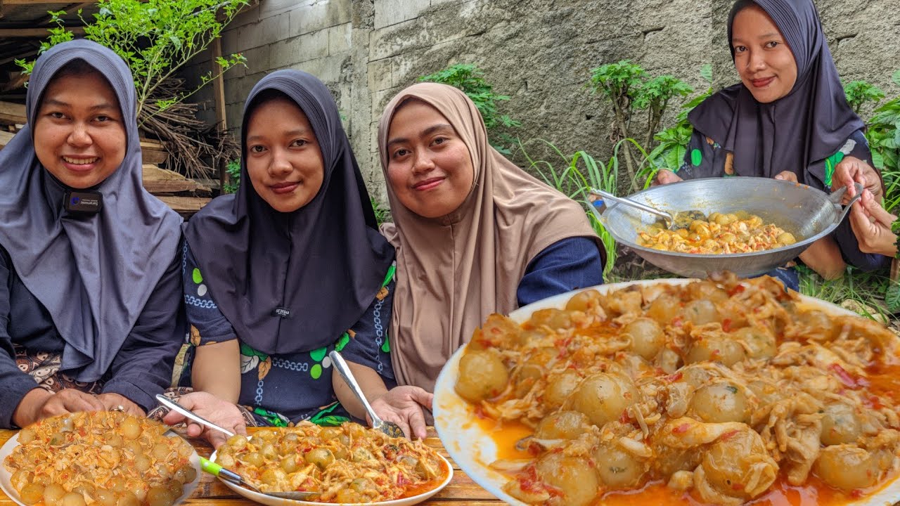 Sore Sore Bikin Yg Pedes Pedes Bareng Trio Mahmud, Masak Cilok Sultan Ayam Suwir, Mantap..