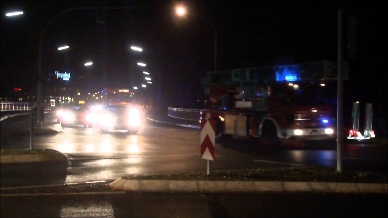 Großbrand und Wohnhausbrand Lüneburg 02.12.2013 Einsatzfahrten Feuerwehr,Polizei,Rettungsdienst