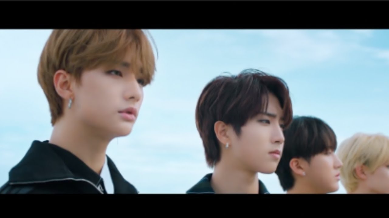 Stray Kids 'Story Of My Life' (FMV)