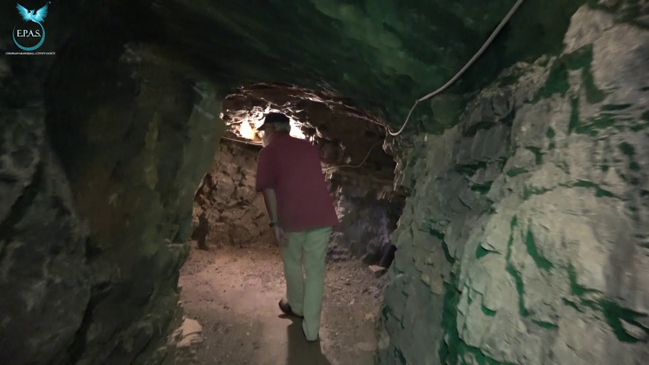 VIAGGIO NELLA STORIA DEL BUNKER 