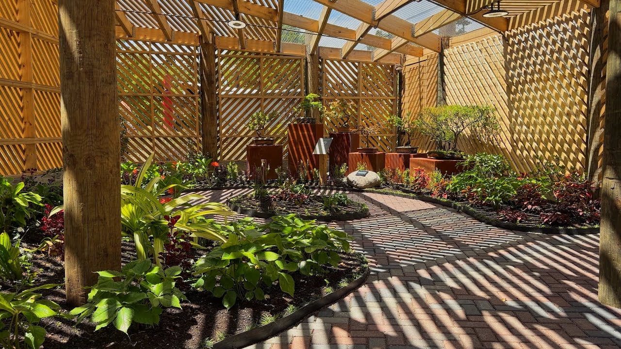 Peter Black Conservatory, the Esplanade, Palmerston North