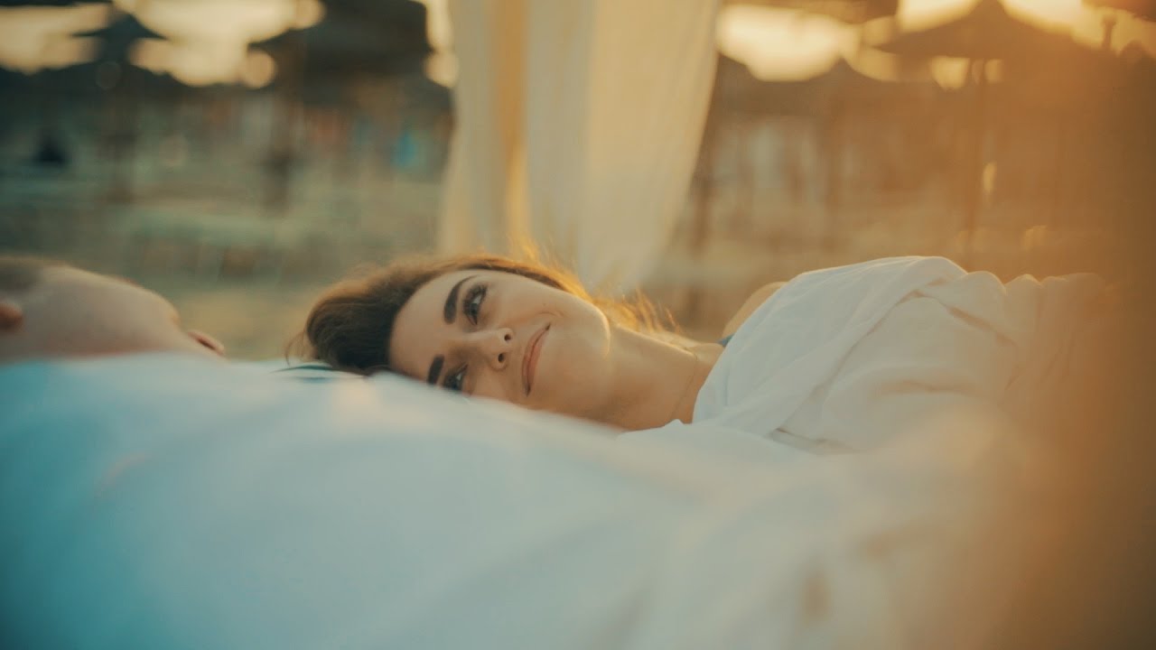 Amazing Love story (pre-wedding video) in Pisa, Italy | 在意大利比萨的婚前视频