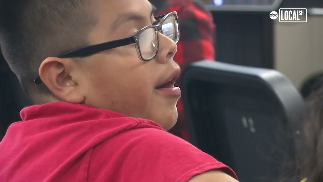 Students learn about the power of mariachi music.