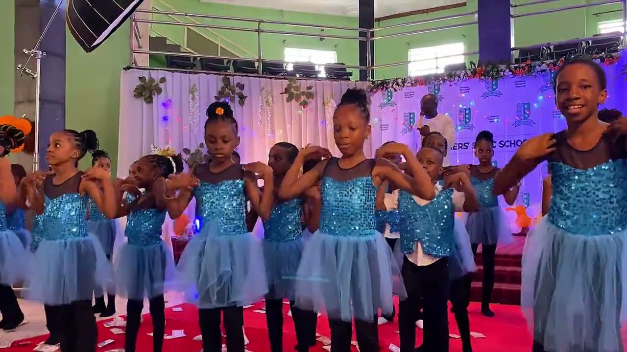 MIND BLOWING CALISTHENICS by pupils of Beginners' Basic Schools, Aba | Easy graduation dance inspo