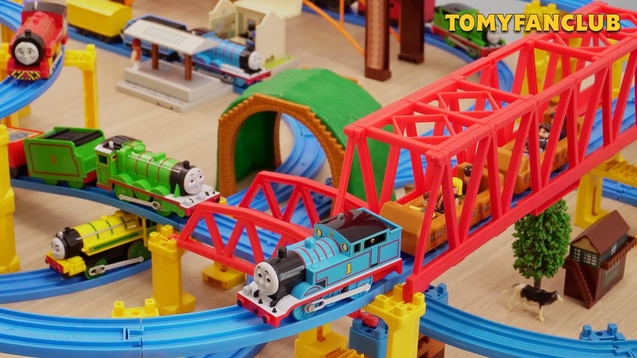 Thomas the Tank Engine Plarail Wobbly Bridge and Sodor Engine Wash | TOMY FANCLUB