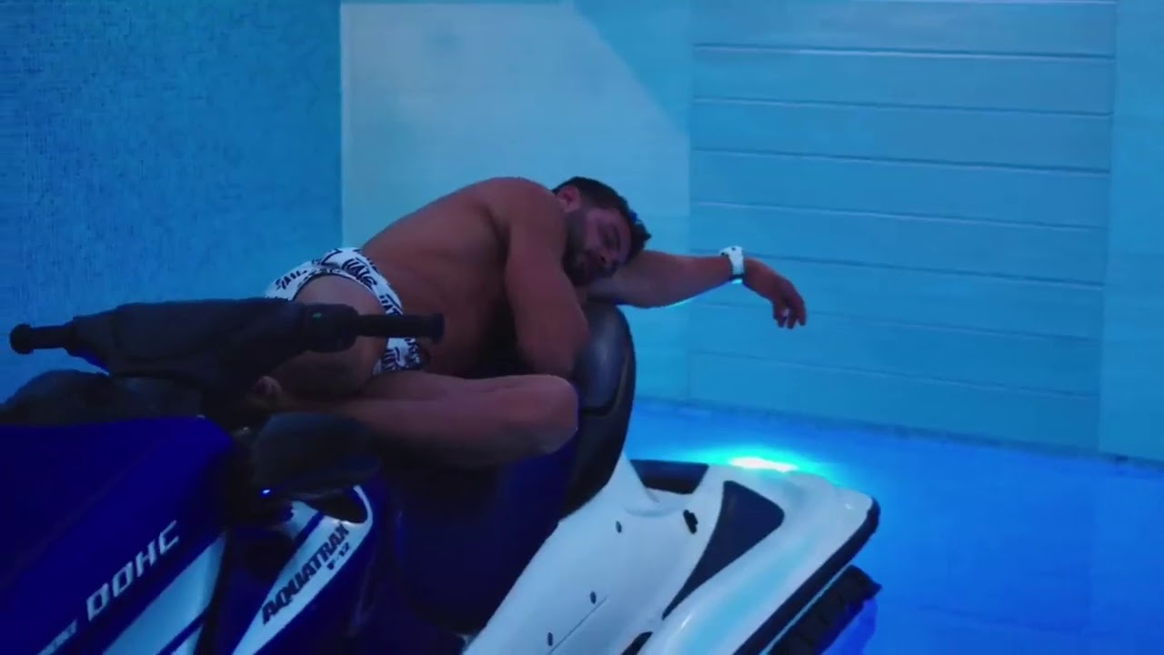 abi - PACHETE DE BANI FULL VIDEO (Official Music Video)