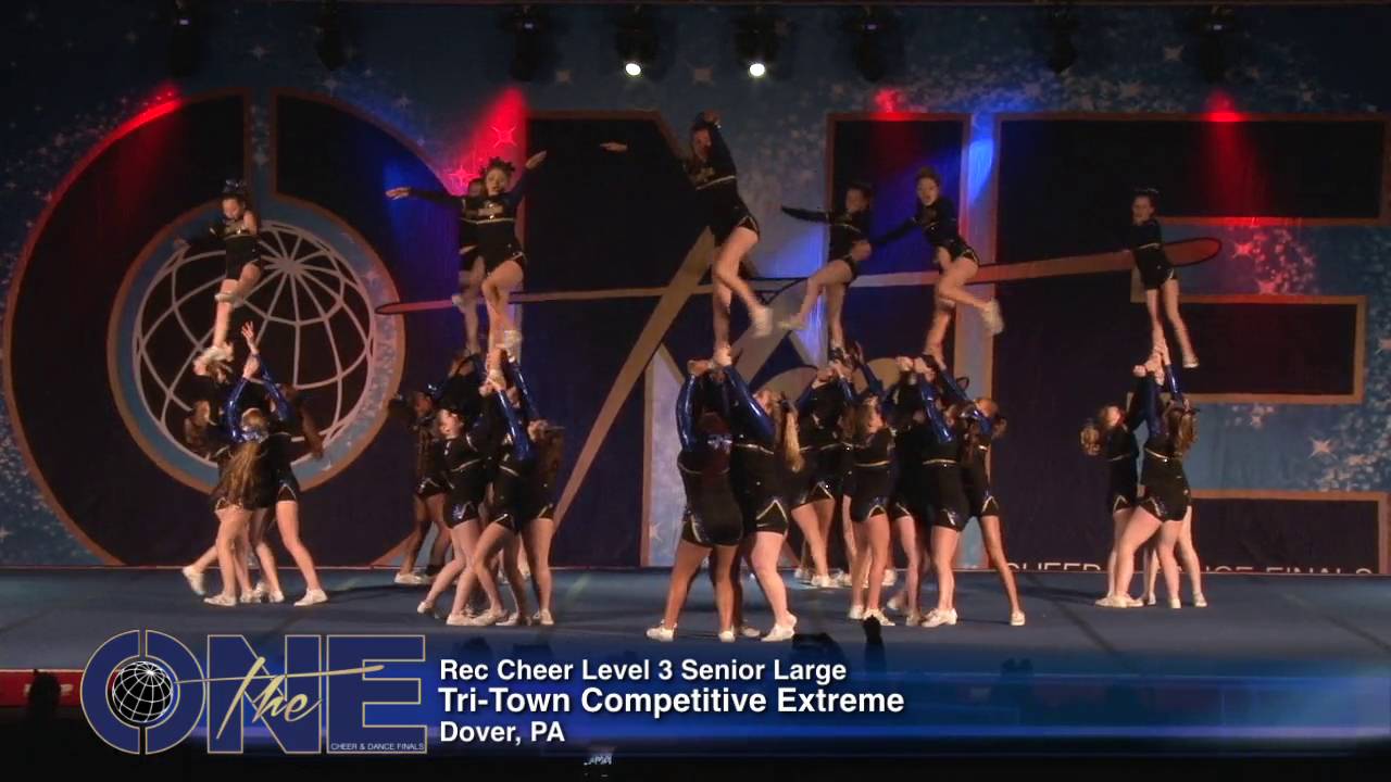 Tri Town Competitive Extreme   Rec Cheer Level 3 Senior Large 2016 THE ONE FINALS
