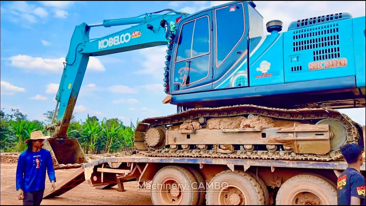 I arrived back at my old work site and my Excavator today