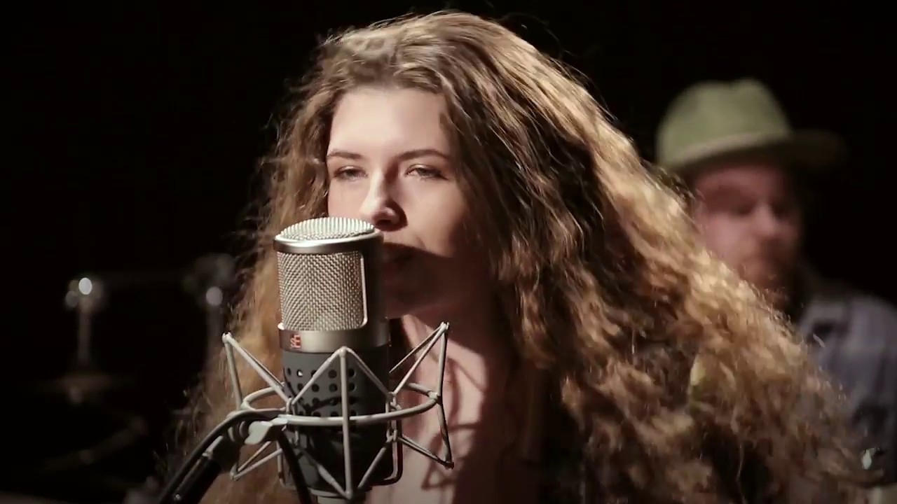 Hannah Wicklund & the Steppin Stones - Bomb through the Breeze - 2/5/2018