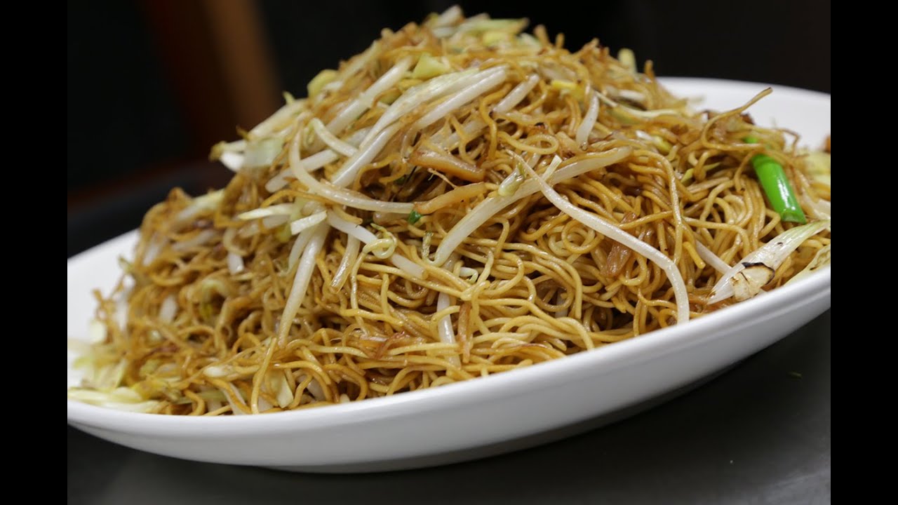 Stir Fried Egg Noodle with Dried Scallops  醬油黄炒麵