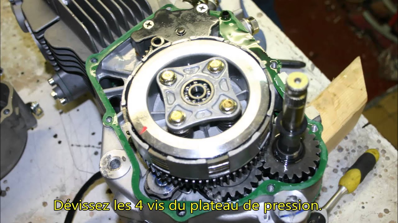 Démontage et montage de l'embrayage des moteurs YX150 et 160cc