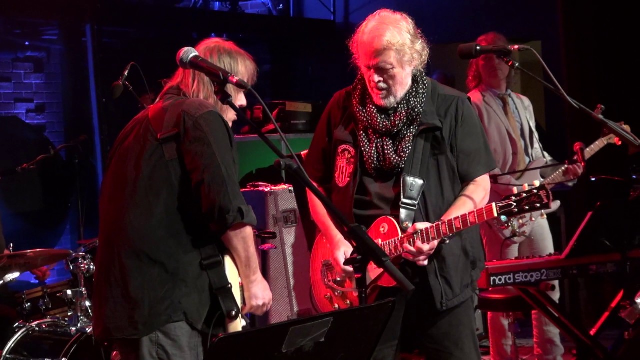 Randy Bachman & Walter Trout - American Woman - Live The Concert Hall 2017