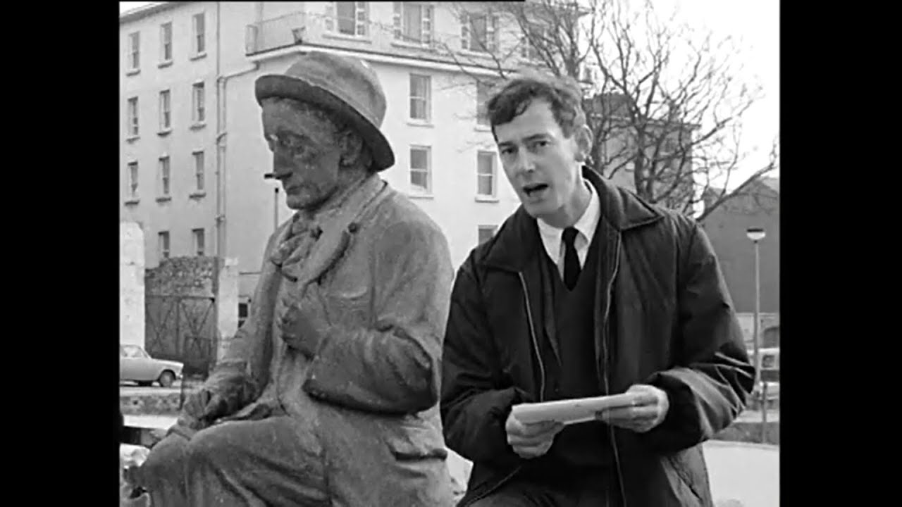 Moving The P&aacute;draic &Oacute; Conaire Statue to Eyre Square, Galway City, Ireland 1967