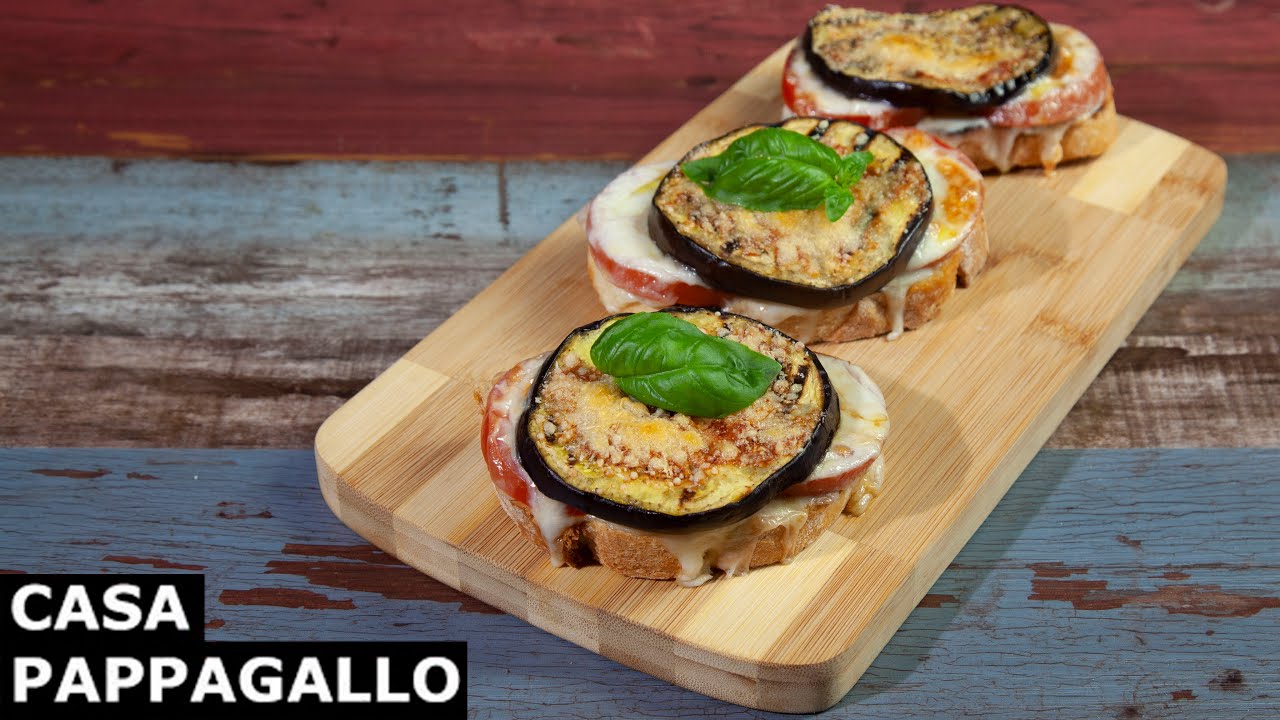 Bruschetta al pomodoro e melanzana S2 - P25