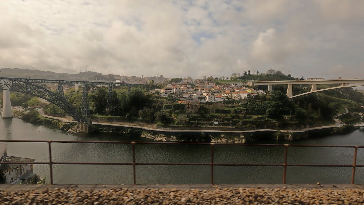 from SÃO BENTO to CAMPANHÃ - PORTO, PORTUGAL