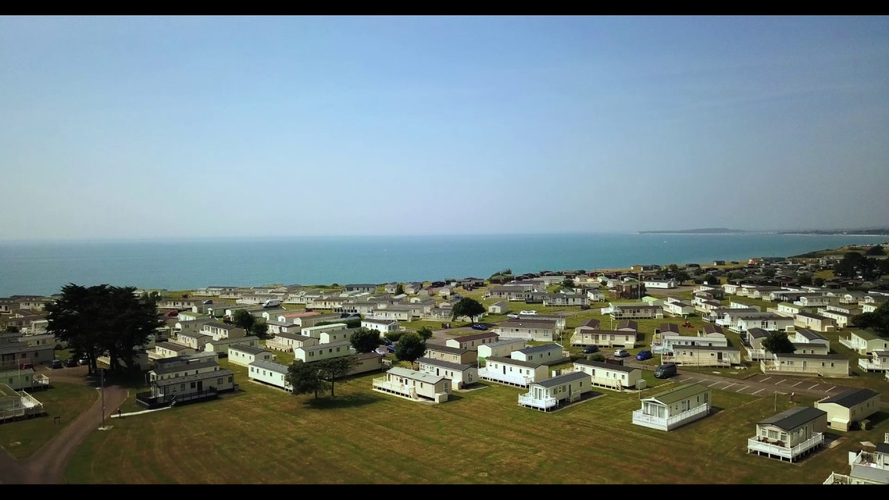 Hoburne holiday home park - Jules and Dave's holiday home