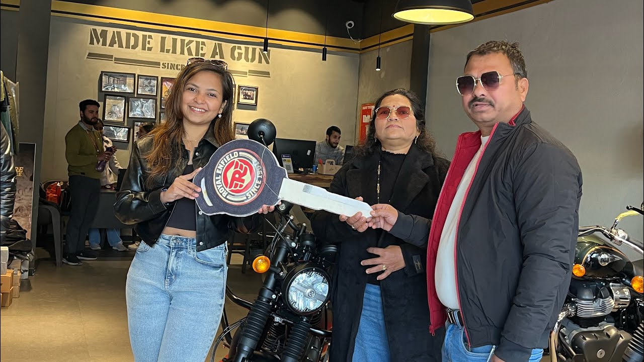My New “ Hunter 350 “ Bike delivery 💕|| 25th Wedding Anniversary || Megha Rawat