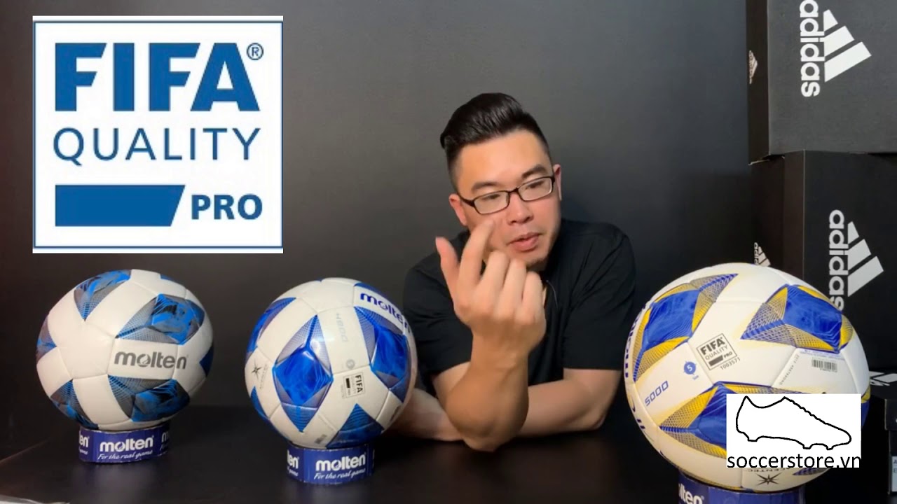 Trên tay bóng chính hãng Molten đạt chuẩn FIFA Quality Pro