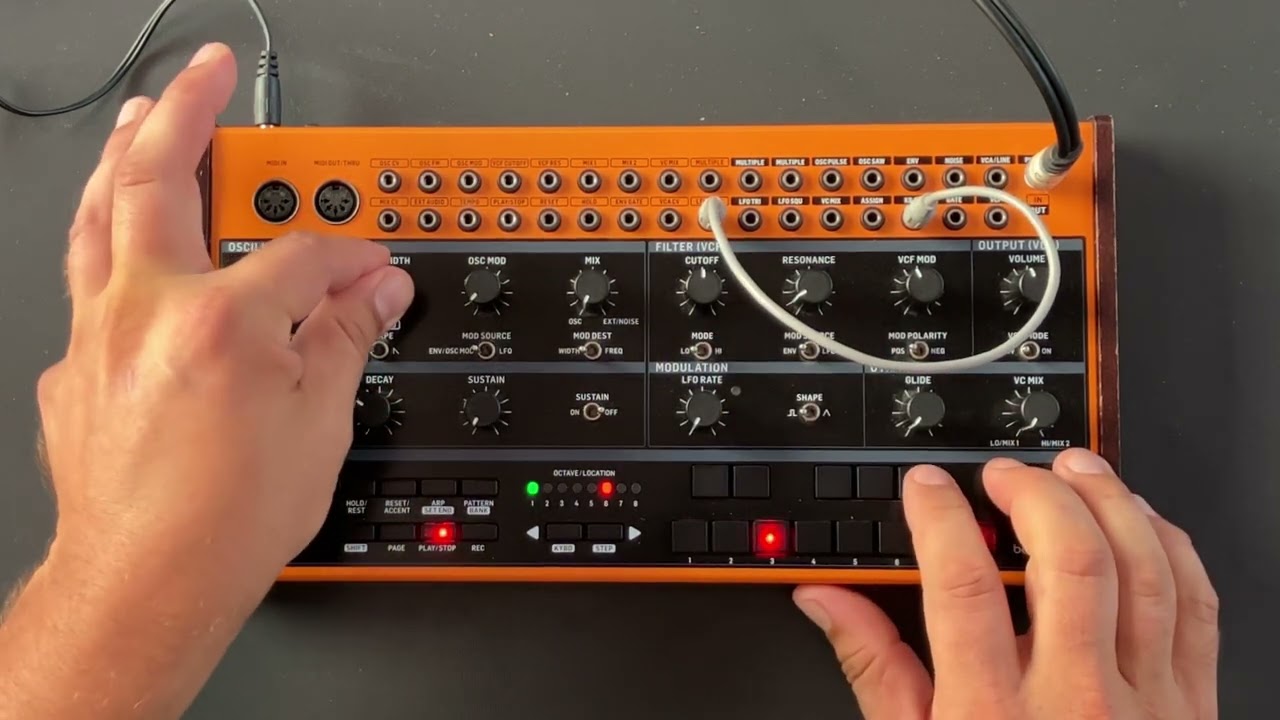 #Synthember2023 No.1 The Crave One (Single Gear Jam with Behringer Crave)