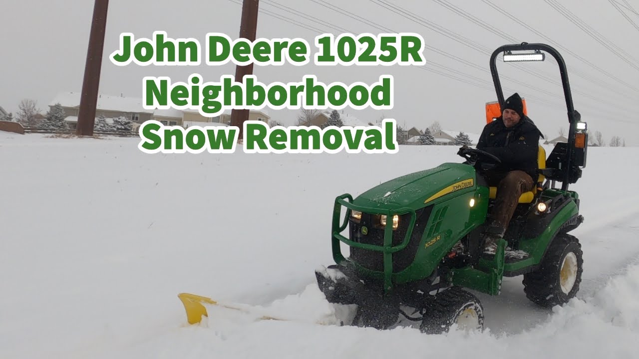John Deere 1025R Snow Removal in the Neighborhood (2022) and Gator RSX 860M @MotoAllianceTech