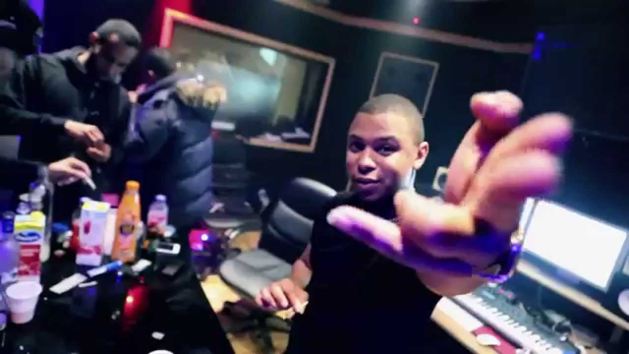 Splash Billz ft J Avalance - Money [@splashbillz @javalanche1 @elminodagreat] | Link Up TV