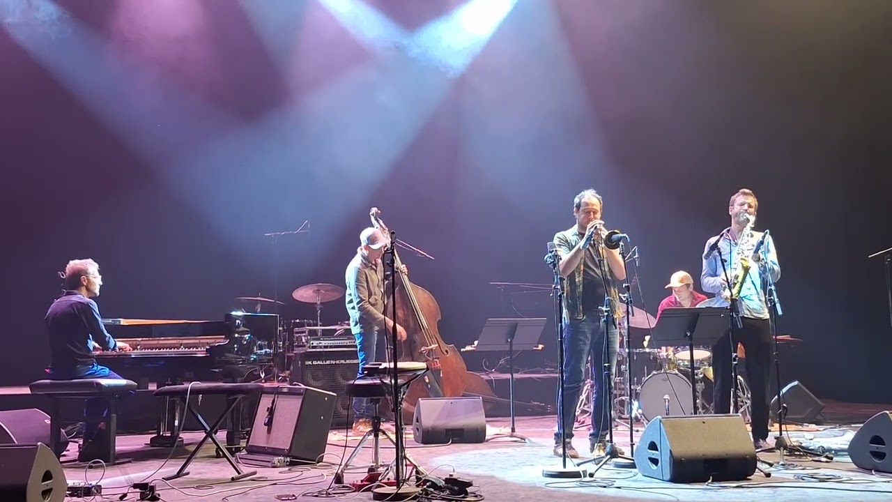 Collectif Papanosh, le vendredi 22 août 2025 , à la 48ème Estejada de las Arts, Uzeste festival