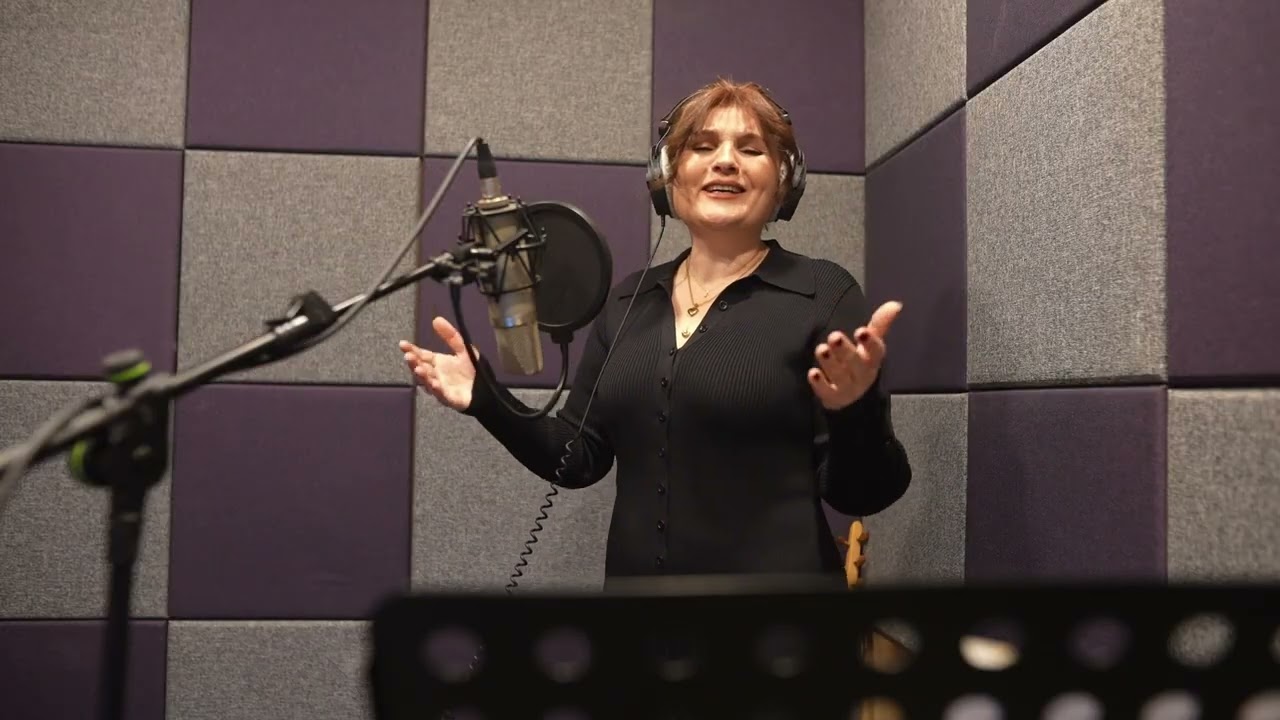 Nilüfer Sarıtaş / Hasretini Çekiyorum (Oy Oy)