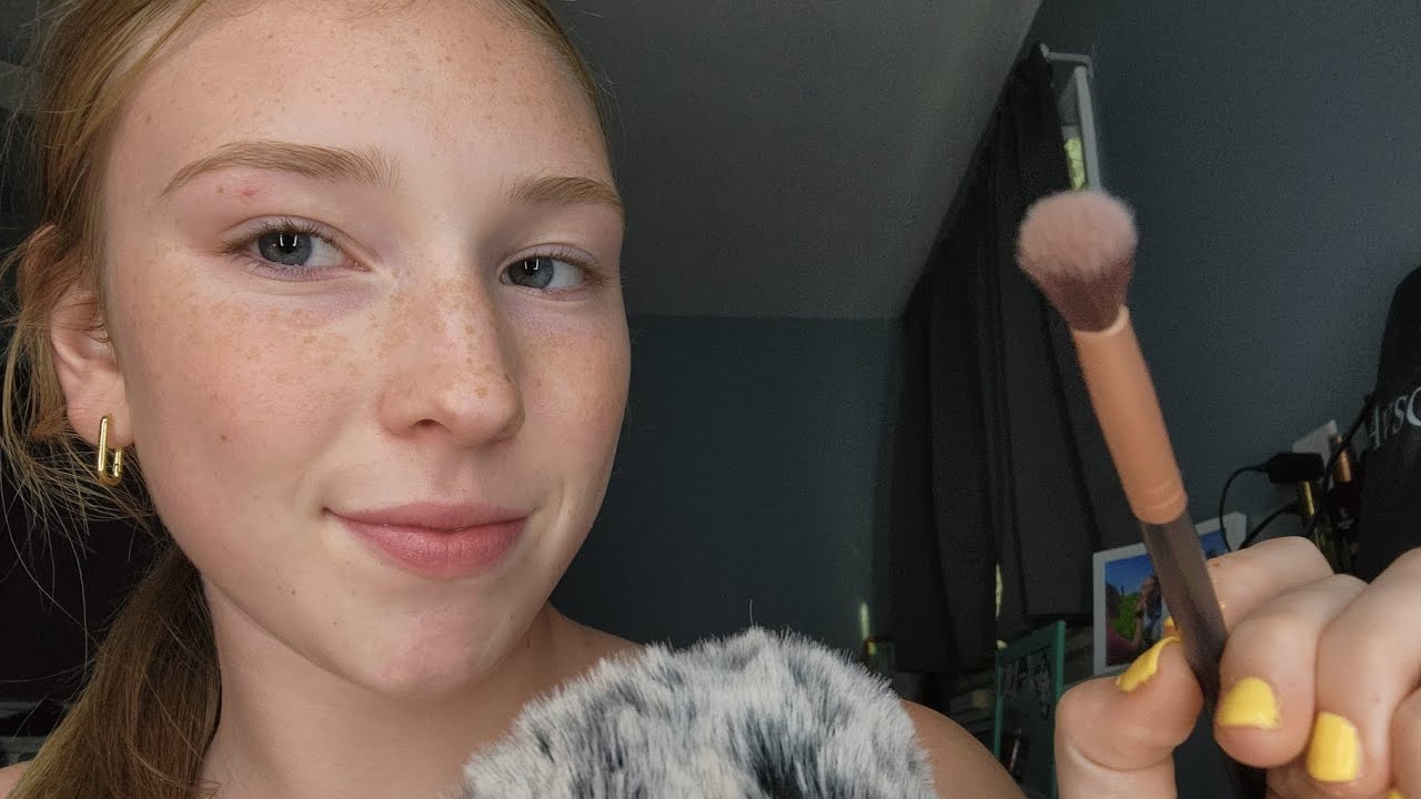 [ASMR] Brushing the mic 