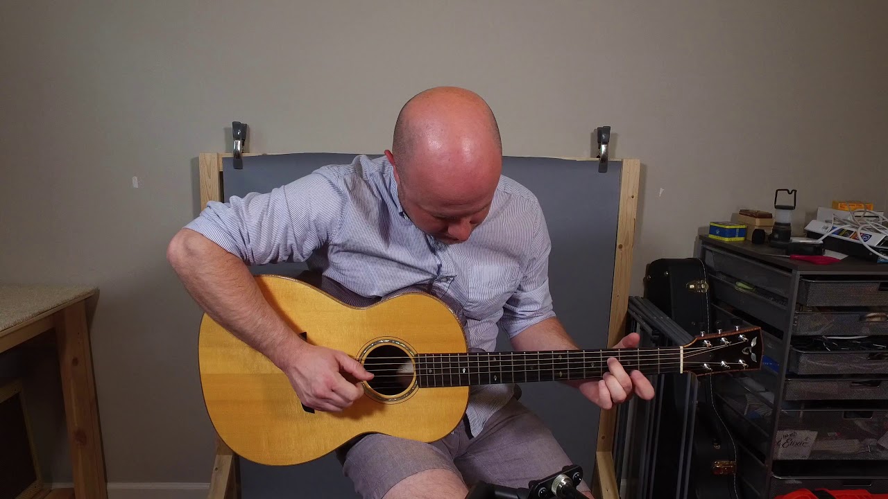 Goodall RP-14 at Boutique Guitar Shop