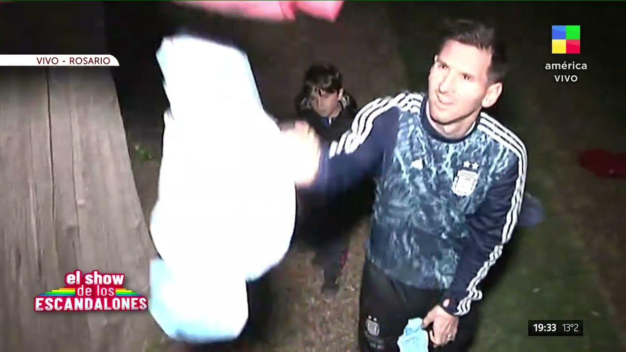 ¡Lionel Messi salió a saludar a sus fanáticos! 🇦🇷⚽