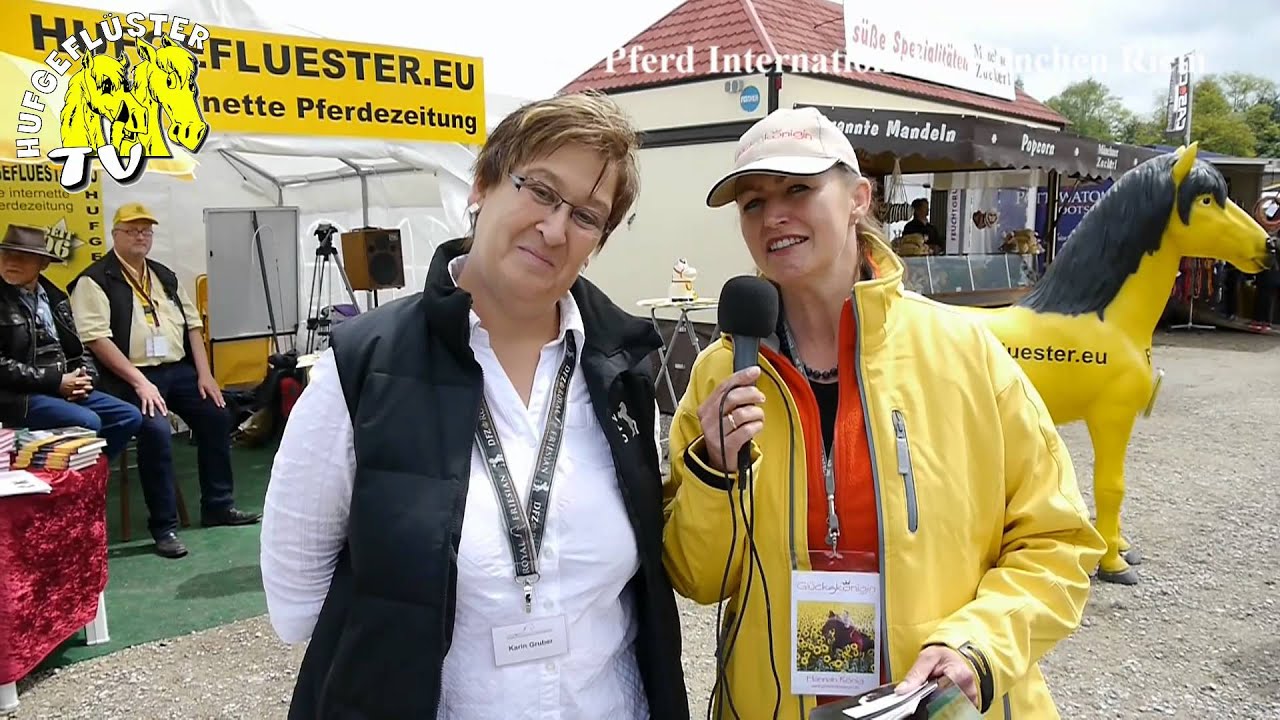 Pferd International 2015 - Friesenpower - DFZ Royal Friesian zu Gast bei HUFGEFLUESTER