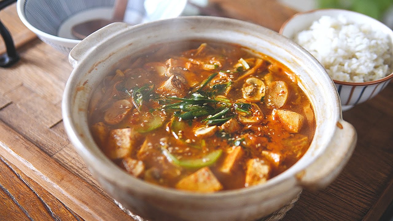 「素食」下班花15分钟搞定好吃的韩式大酱汤 |【Vegan】15 Minutes Quick Doenjang-jjigae (Korean Style Soybean Paste Stew)